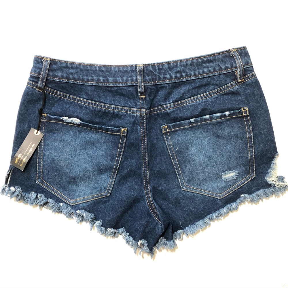 NWT❣️Distressed Denim Shorts - Picture 2 of 8